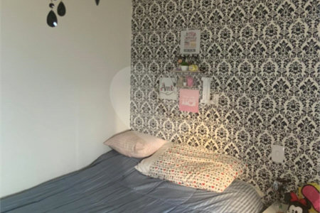 Casa à venda com 3 quartos, sendo 1 suíte, no condomínio Traituba, São Paulo - SP
