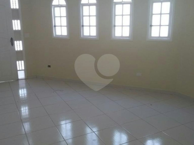 Casa à venda com 3 quartos, sendo 1 suíte,  no condomínio São Marcos, São Paulo - SP