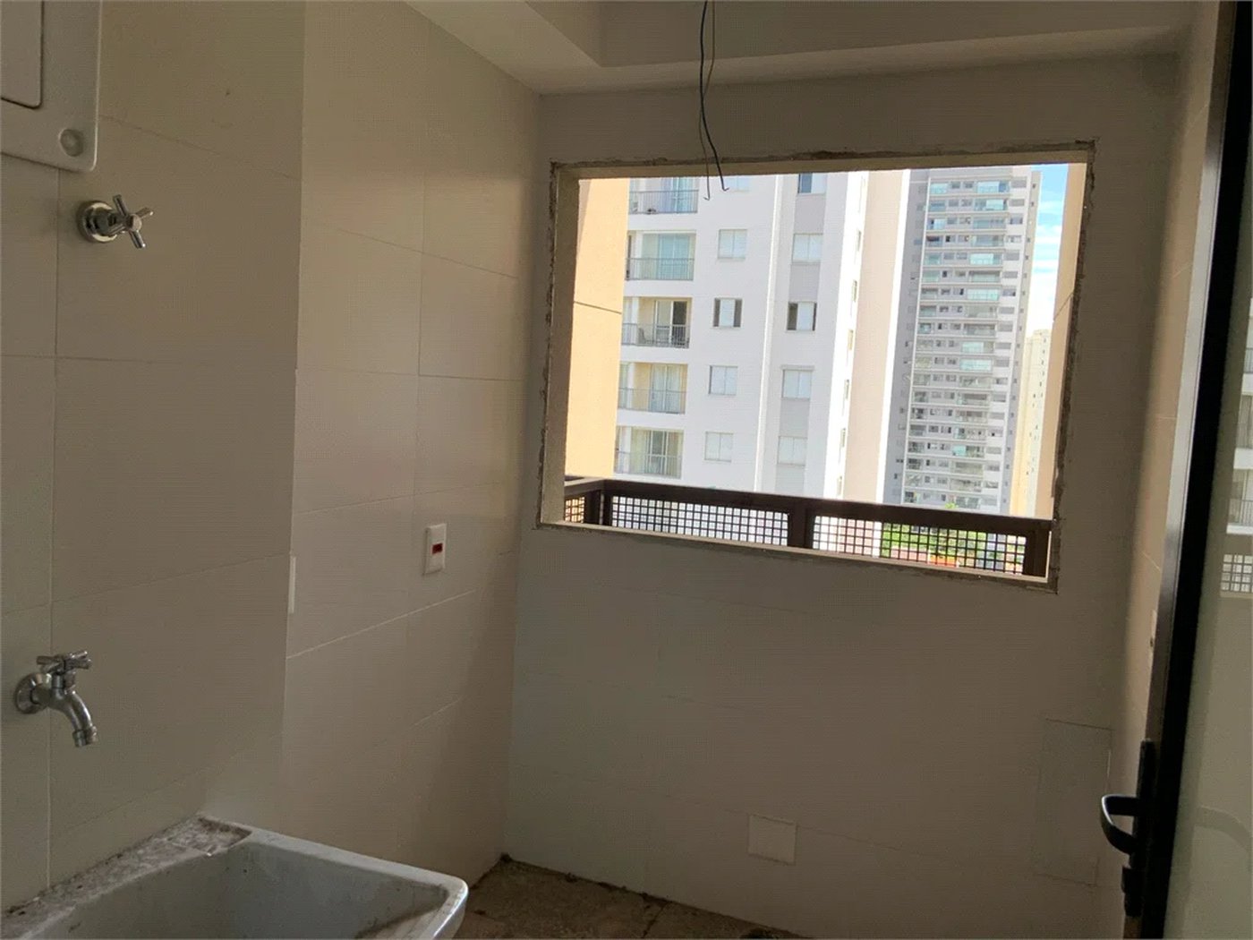 Apartamento à venda com 3 suítes em Bela Aliança, São Paulo, SP