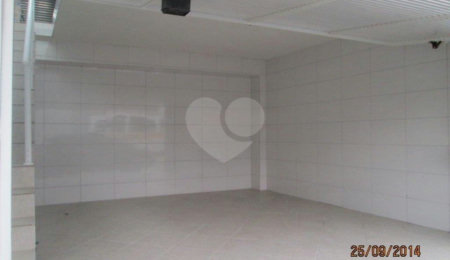 Sobrado à venda com 3 quartos, sendo 1 suíte,  em Vila Medeiros, São Paulo, SP