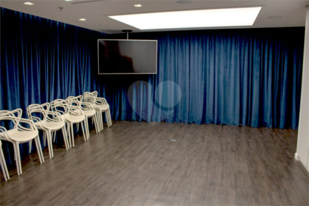 Sala comercial para locação em Moema