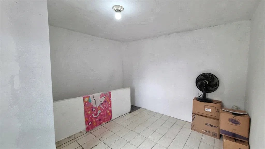 Casa à venda com 4 quartos em Jardim São Jorge (raposo Tavares), São Paulo, SP