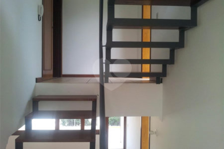Casa à venda com 3 quartos, sendo 1 suíte, no condomínio Vinhas da Vista Alegre - Lado Café, Vinhedo - SP