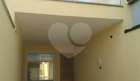 Sobrado à venda com 3 suítes em Vila Nivi, São Paulo, SP