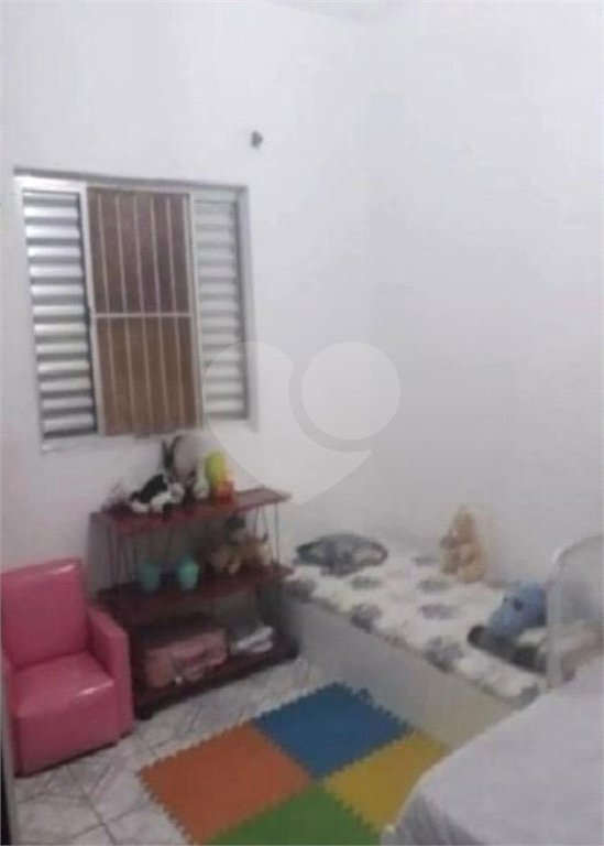 Casa à venda com 3 quartos, sendo 1 suíte, em Jardim Santa Cecília, Guarulhos, SP