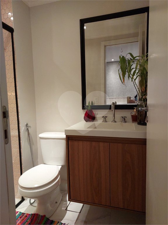 Apartamento à venda com 2 suítes em Vila Andrade, São Paulo, SP