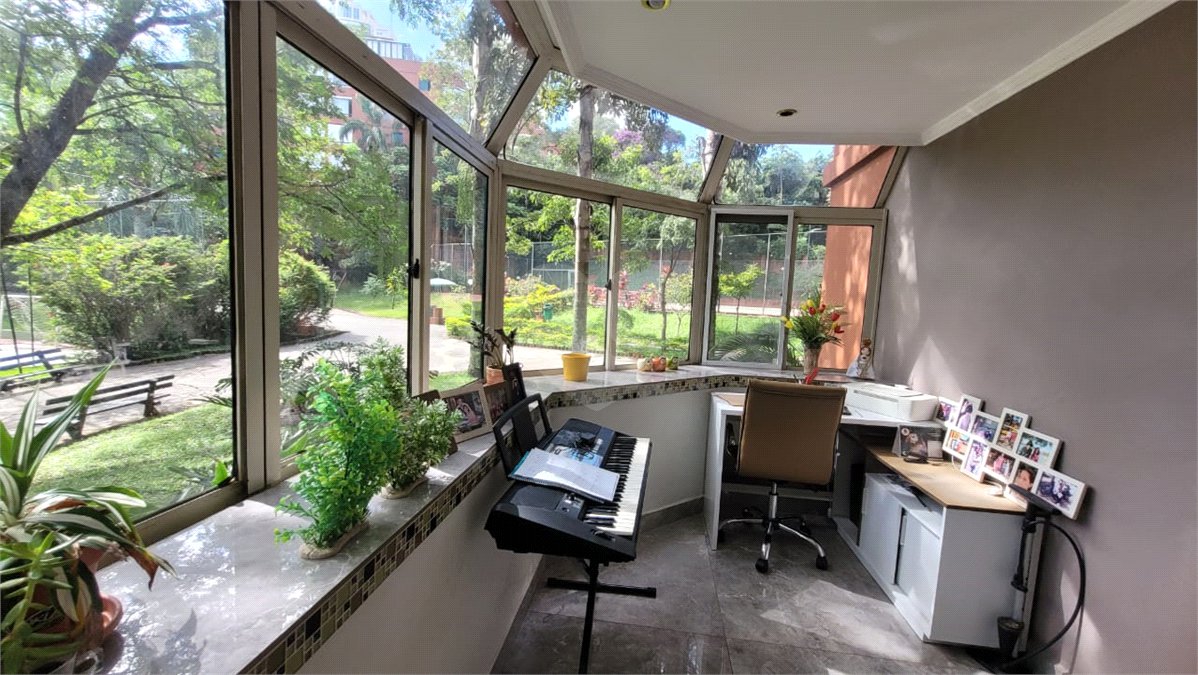Apartamento à venda com 3 quartos em Jardim Marajoara, São Paulo, SP