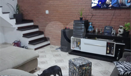 Casa à venda com 3 quartos, sendo 1 suíte,  em Vila Júlia, Poá, SP