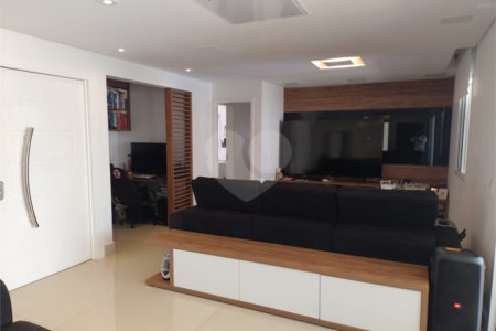 Apartamento à venda com 3 quartos, sendo 1 suíte,  no Centro, São Bernardo do Campo, SP