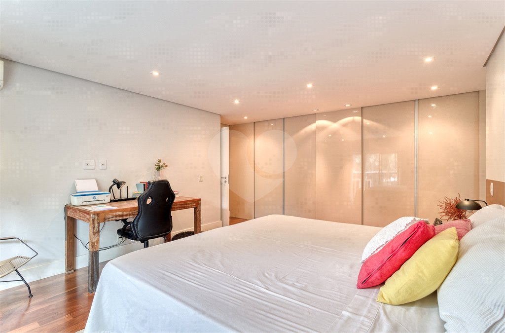 Apartamento à venda com 4 suítes em Alto da Boa Vista, São Paulo, SP