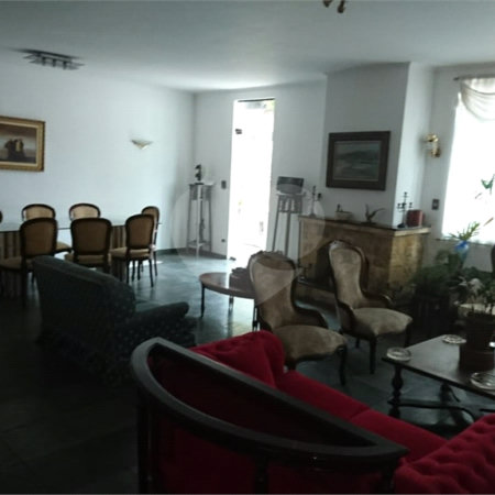Sobrado à venda com 5 quartos, sendo 2 suítes, em Vila Albertina, São Paulo, SP