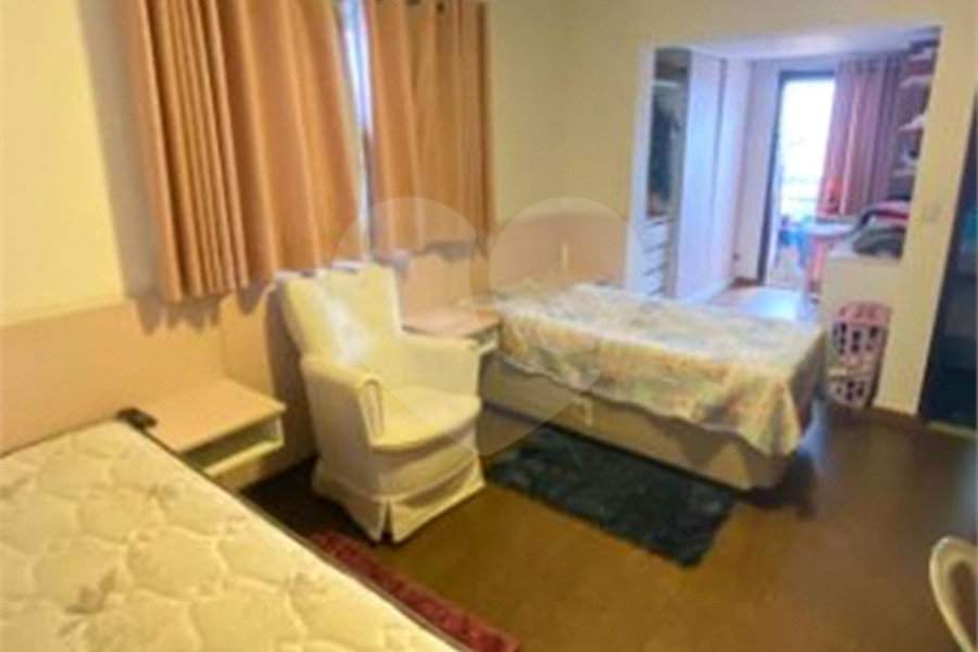 Casa à venda com 4 quartos, sendo 2 suítes, em Parque Edu Chaves, São Paulo, SP