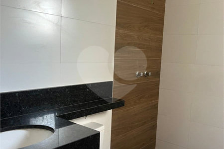 Sobrado à venda com 2 suítes em Vila Carolina, São Paulo, SP