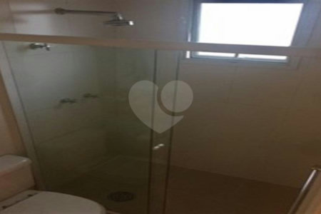 Apartamento à venda com 3 suítes em Campo Belo, São Paulo, SP