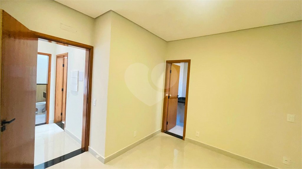 Casa à venda com 3 suítes no condomínio Terras de São Francisco, Sorocaba - SP
