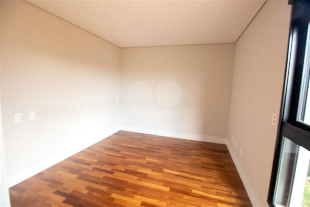 Casa à venda com 5 quartos, sendo 4 suítes, em Vila Darcy Penteado (mailasqui), São Roque, SP