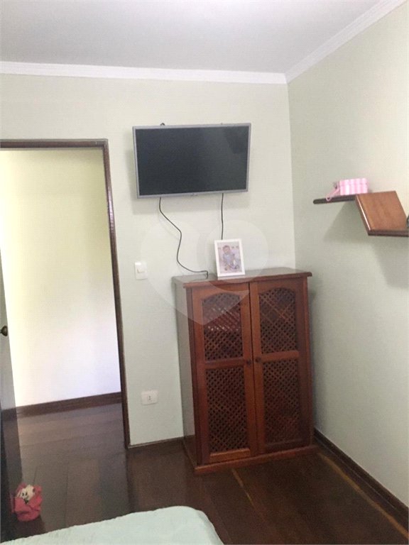 Sobrado à venda com 3 quartos em Vila Galvão, Guarulhos, SP