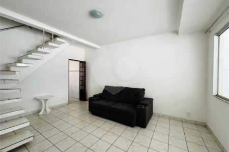 Casa à venda com 3 quartos, sendo 1 suíte,  em Vila Leonor, Guarulhos, SP