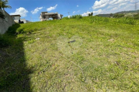 Terreno à venda no condomínio Residencial Campo de Toscana, Vinhedo - SP