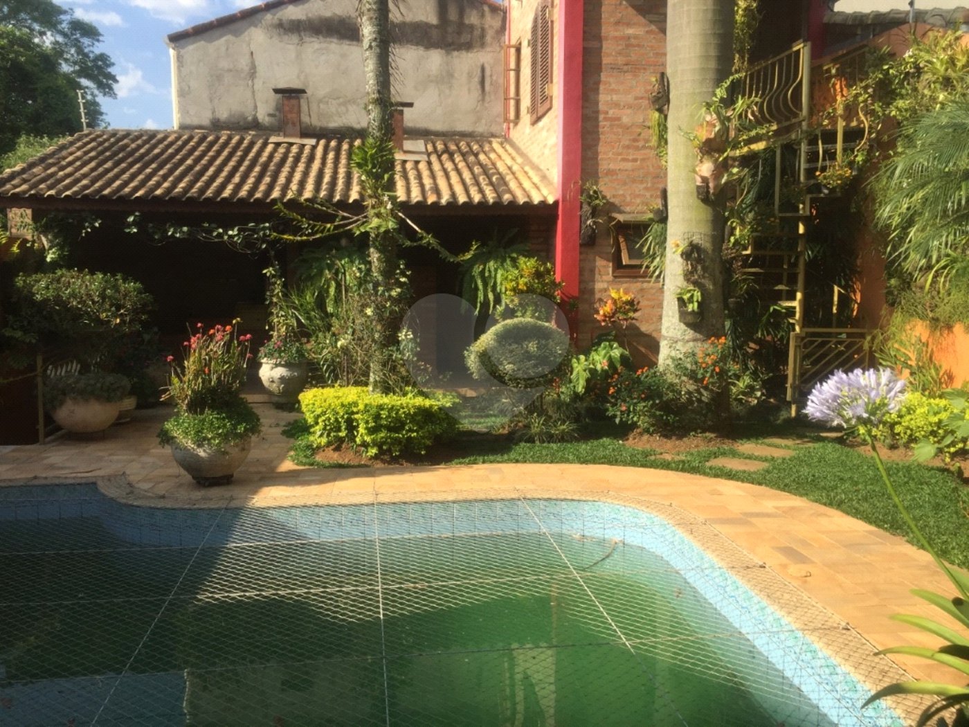 Sobrado à venda com 4 quartos, sendo 3 suítes, em Jardim Virginia Bianca, São Paulo, SP
