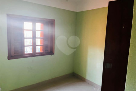 Casa Térrea à venda com 3 quartos em Vila Mazzei, São Paulo, SP