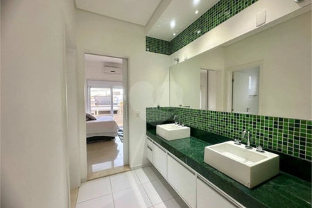 Casa à venda com 5 suítes no condomínio Ibiti Royal Park, Sorocaba - SP