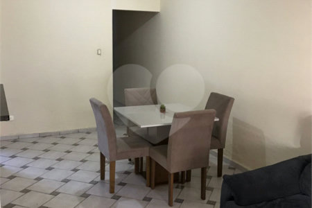 Casa à venda com 3 quartos, sendo 1 suíte, em Jardim Karolyne, Votorantim, SP
