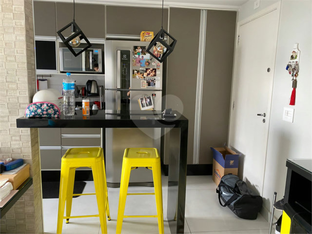 Apartamento à venda com 2 quartos, sendo 1 suíte,  em Jardim Flor da Montanha, Guarulhos, SP