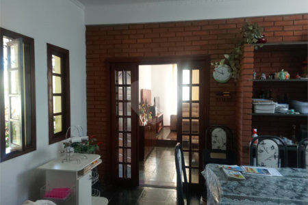 Casa à venda com 3 quartos, sendo 2 suítes, em Capela, Vinhedo, SP