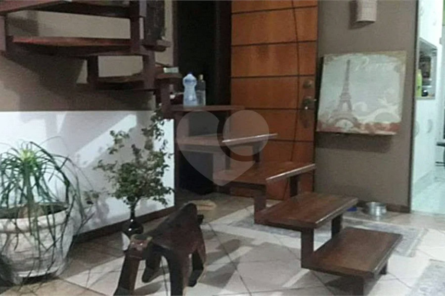 Sobrado à venda com 3 quartos, sendo 1 suíte, em Tremembé, São Paulo, SP