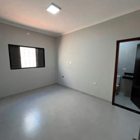 Casa à venda com 3 quartos, sendo 1 suíte,  em Bela Vista da Lagoa, Três Lagoas, MS