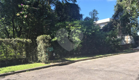 Condomínio à venda em Serra da Cantareira, Mairiporã, SP