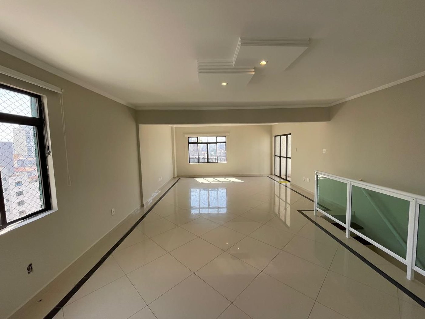 Cobertura com 4 dormitórios, 255 m² - venda por R$ 1.800.000,00 ou aluguel por R$ 16.000,00/mês - Embaré - Santos/SP