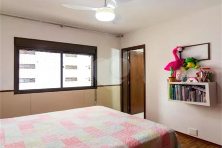 Apartamento à venda com 4 quartos, sendo 3 suítes, em Vila Andrade, São Paulo, SP