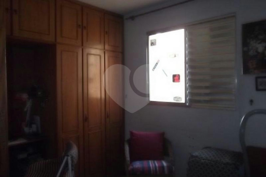 Sobrado à venda com 4 quartos, sendo 1 suíte, em Vila Isolina Mazzei, São Paulo, SP