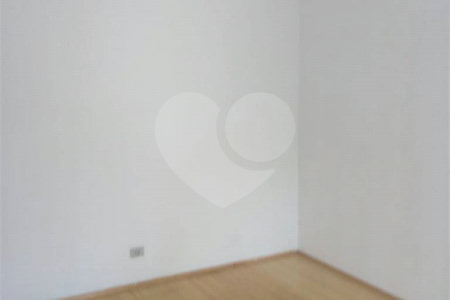 Casa à venda com 3 quartos, sendo 1 suíte, em Vila Mariana, São Paulo, SP