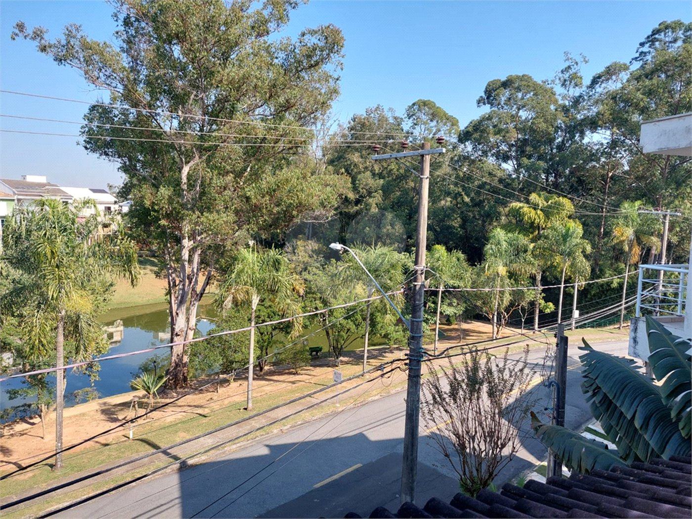 Casa à venda com 3 quartos, sendo 1 suíte, no condomínio Village Saint Clair, Sorocaba - SP