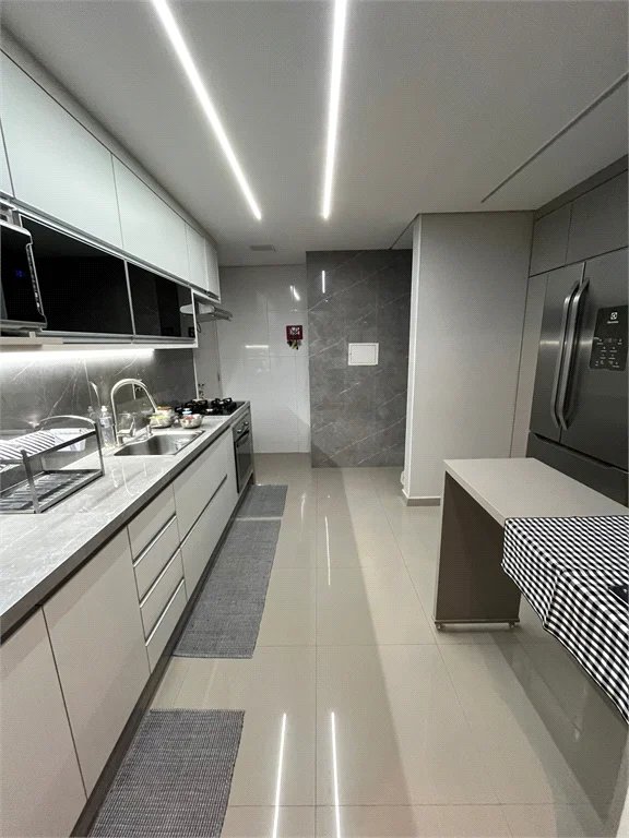 Apartamento à venda com 3 suítes em Vila Andrade, São Paulo, SP
