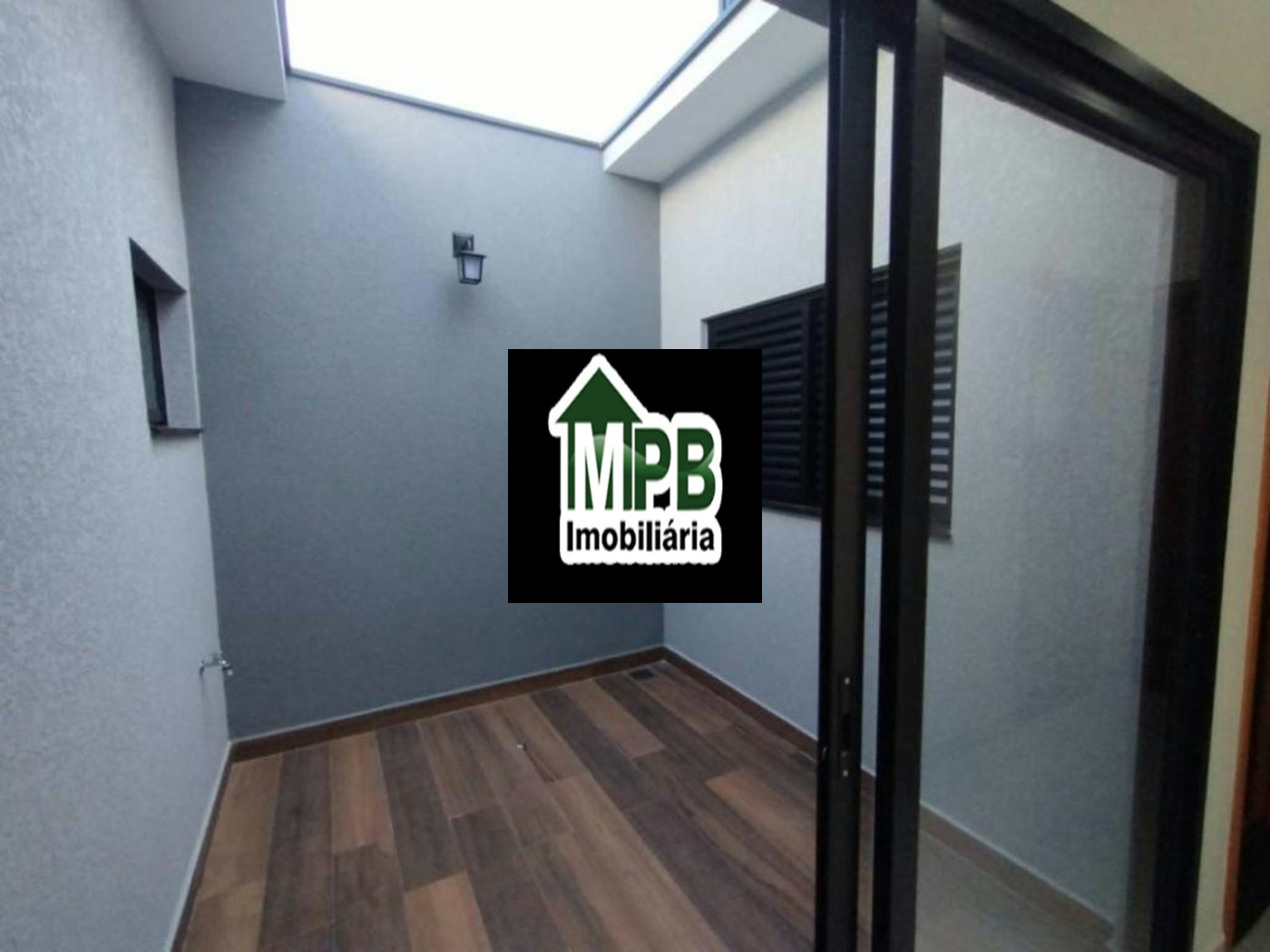 Casa à venda com 3 quartos, sendo 1 suíte, no condomínio Villagio Ipanema, Sorocaba - SP