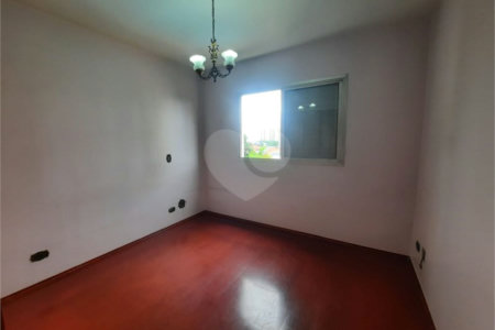 Apartamento à venda com 3 quartos em Jardim Esmeralda, São Paulo, SP