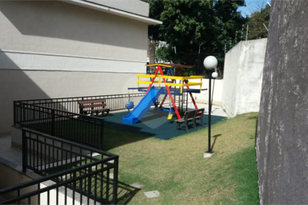 Casa à venda com 2 suítes no condomínio Residencial Taormina, São Paulo - SP