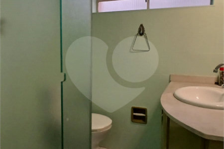 Sobrado para alugar com 4 quartos em Vila Mariana, São Paulo, SP