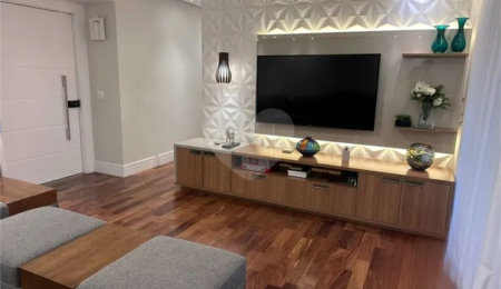 Apartamento à venda com 4 quartos, sendo 3 suítes,  em Quarta Parada, São Paulo, SP