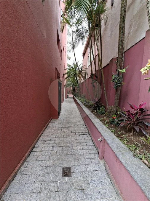 GRANDE OPORTUNIDADE DE COMPRA! APARTAMENTO DE 96m² NO CONDOMÍNIO CÓRSEGA