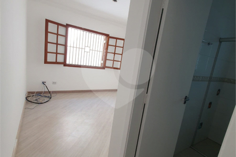 Sobrado à venda com 4 quartos, sendo 2 suítes,  em Santana, São Paulo, SP