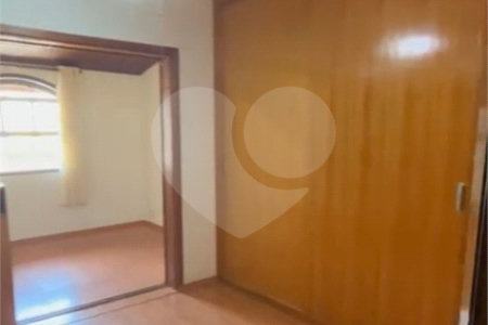 Casa à venda com 3 suítes em Vila Romana, São Paulo, SP