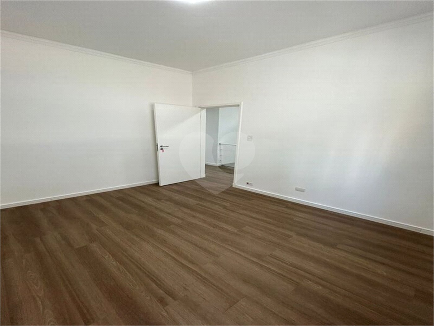 Casa para alugar com 5 quartos, sendo 2 suítes, em Vila Olímpia, São Paulo, SP