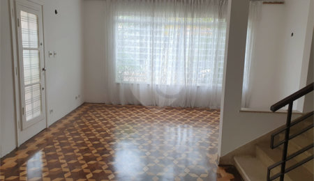 Casa à venda com 3 quartos, sendo 1 suíte,  em Santo Amaro, São Paulo, SP