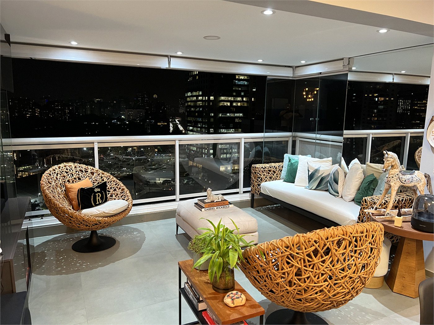 Apartamento à venda com 1 suíte em Pinheiros, São Paulo, SP