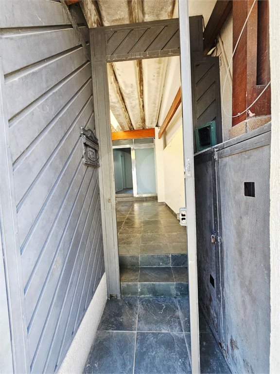 Sobrado à venda com 4 quartos, sendo 1 suíte, em Vila Guilherme, São Paulo, SP